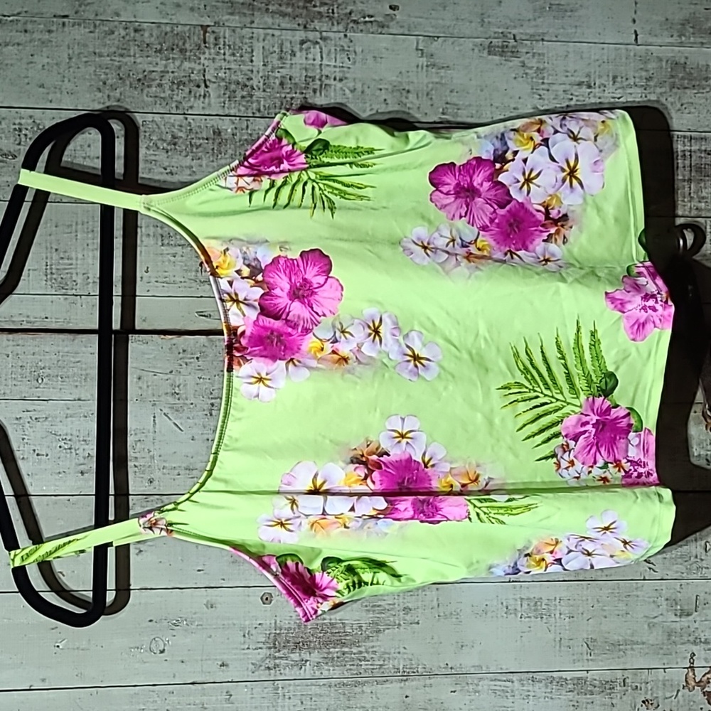 Barefoot Miss tankini top
